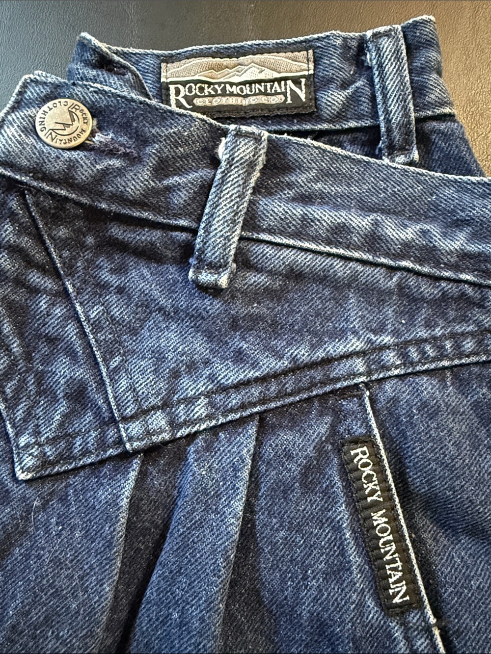 Vintage 90’s Rocky Mountain Jeans Bareback Style Size 8